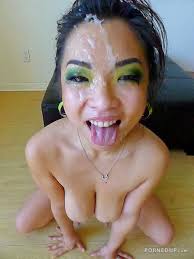 Facial Cumshot
